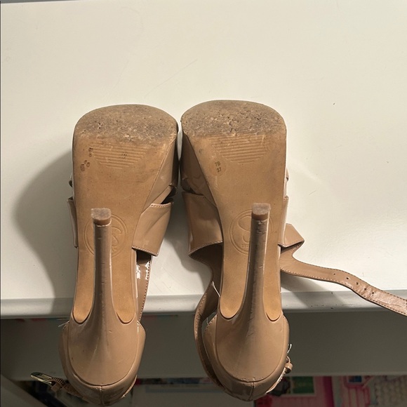Jessica Simpson Elegant Tan Women's Platform Heels - Picture 6 of 6